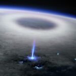 Space station detectors found the source of weird ‘blue jet’ lightning 2 Space station detectors found the source of weird ‘blue jet lightning